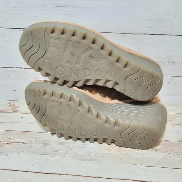 Fly London Yuri perforated Wedges - Picture 12 of 13